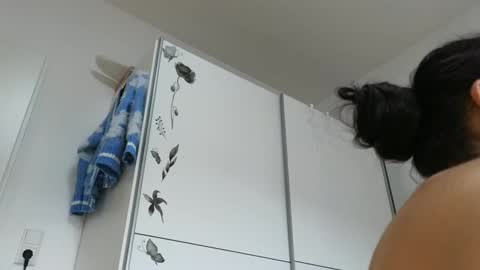 Snapshot of wondergirl_68 chatting on 09.29.25 Wondergirl online show from 09.29.25