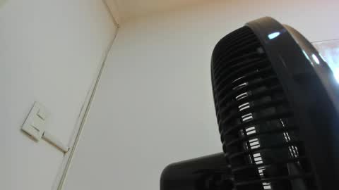 wonderkloe_ online show from 04.27.26