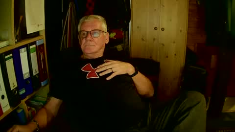 Snapshot of wonneprop10 chatting on 02.24.25 Always Horny online show from 02.24.25