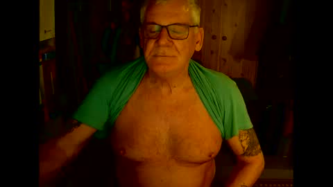 Snapshot of wonneprop10 chatting on 11.28.25 Always Horny online show from 11.28.25