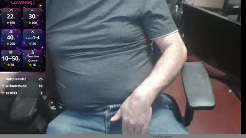 Snapshot of woodworker6473 chatting on 01.11.25 woodworker6473 online show from 01.11.25