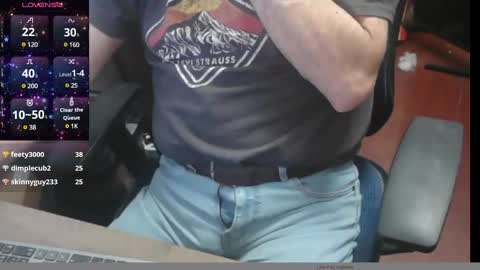 Snapshot of woodworker6473 chatting on 01.13.25 woodworker6473 online show from 01.13.25