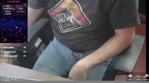 Snapshot of woodworker6473 chatting on 01.13.25 woodworker6473 online show from 01.13.25