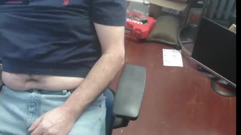 Snapshot of woodworker6473 chatting on 02.28.25 woodworker6473 online show from 02.28.25