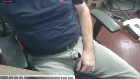 Snapshot of woodworker6473 chatting on 09.26.25 woodworker6473 online show from 09.26.25