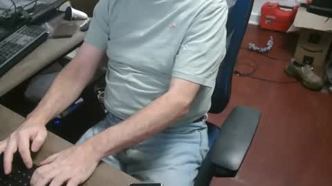 Snapshot of woodworker6473 chatting on 02.24.26 woodworker6473 online show from 02.24.26