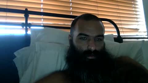 Snapshot of woof_wolf37 chatting on 10.22.25 woof_wolf37 online show from 10.22.25