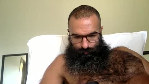 Snapshot of woof_wolf37 chatting on 11.06.25 woof_wolf37 online show from 11.06.25