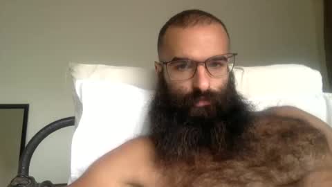 Snapshot of woof_wolf37 chatting on 04.10.26 woof_wolf37 online show from 04.10.26