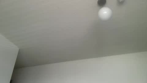 Snapshot of woof_wolf37 chatting on 05.27.26 woof_wolf37 online show from 05.27.26