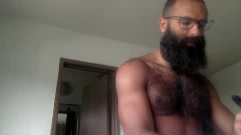 Snapshot of woof_wolf37 chatting on 06.04.26 woof_wolf37 online show from 06.04.26