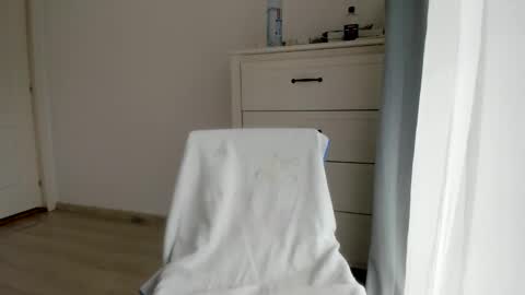 Wolfie online show from 01.26.25