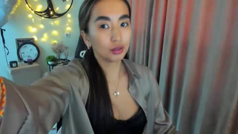 dudetta Kim online show from 05.02.26