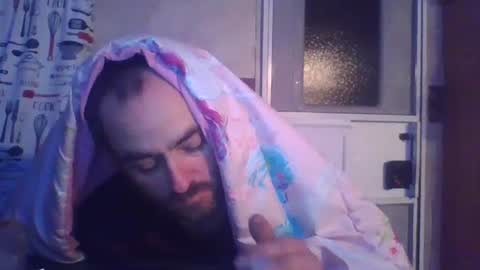 Snapshot of wormaho84 chatting on 10.05.25 wormaho84 online show from 10.05.25