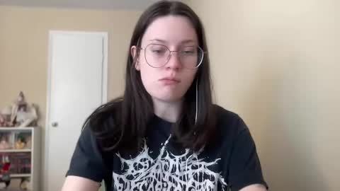 Lucina online show from 01.06.25