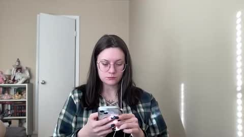 Lucina online show from 01.09.25