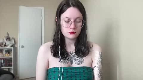 Lucina online show from 01.14.25