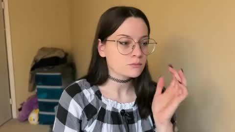 Lucina online show from 02.06.25