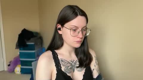 Lucina online show from 02.20.25