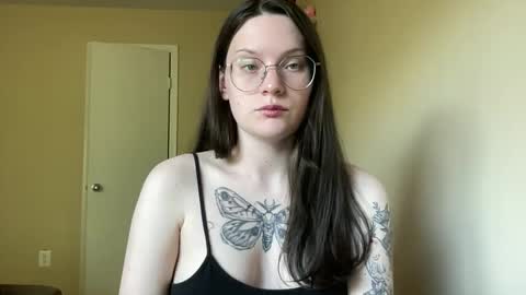 Lucina online show from 09.12.25