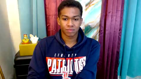 Snapshot of worshipmycockxxx chatting on 01.12.26 Josh This is my new account now online show from 01.12.26