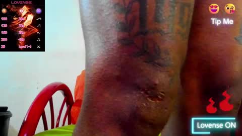 Snapshot of wotton_17 chatting on 11.20.25 Cristofer online show from 11.20.25