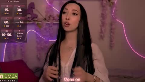 Snapshot of wow_sue chatting on 02.12.26 Sue online show from 02.12.26