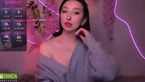 Snapshot of wow_sue chatting on 05.18.26 Sue online show from 05.18.26