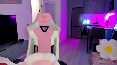 Emi online show from 02.11.26