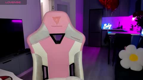 Emi online show from 02.21.26