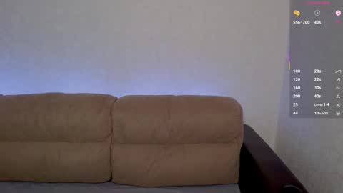 Snapshot of wowsugar chatting on 11.08.25 Eva online show from 11.08.25