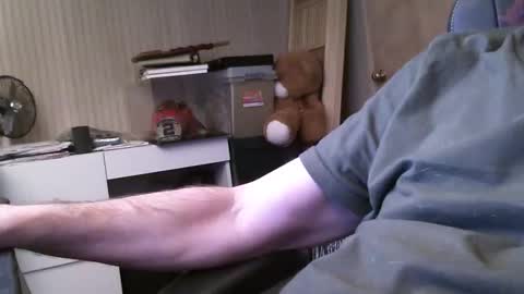 wrangleat0r online show from 10.28.25