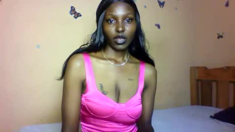 Snapshot of wren_7 chatting on 11.26.25 wren 7 online show from 11.26.25