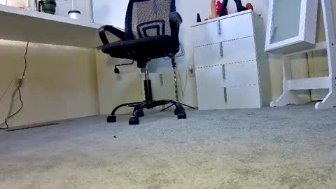 Crissy online show from 02.17.25