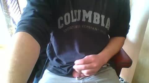 Snapshot of wrix chatting on 10.29.25 wrix online show from 10.29.25