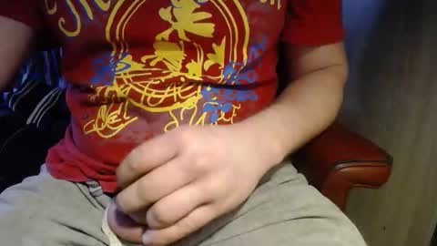 Snapshot of wrix chatting on 11.28.25 wrix online show from 11.28.25