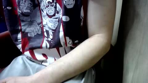 Snapshot of wrix chatting on 12.15.25 wrix online show from 12.15.25