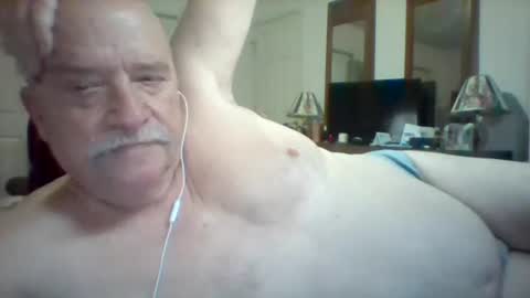 Snapshot of wvmountainlover chatting on 02.15.25 wvmountainlover online show from 02.15.25