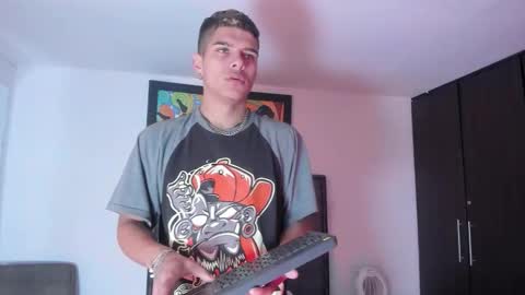 wyatt online show from 11.02.25