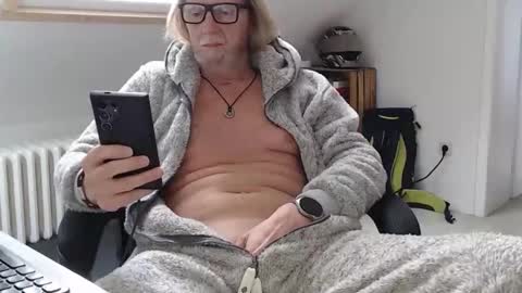 WyattEarp64 online show from 11.26.25