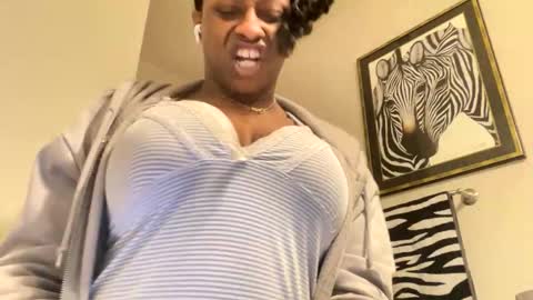 Wynter Heat online show from 02.10.26