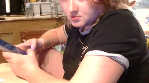 Snapshot of x2kayx2 chatting on 02.04.26 x2kayx2 online show from 02.04.26