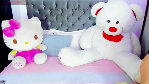 Snapshot of x_indomitable1 chatting on 12.04.25 Maria Juliana online show from 12.04.25