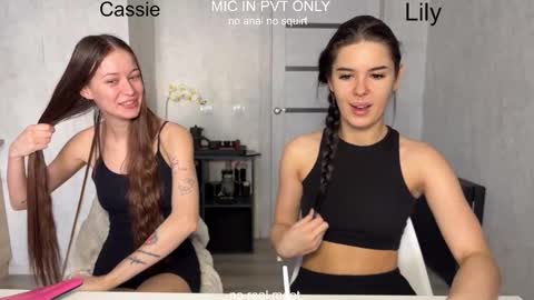 wiwi clap clap cat baby girl online show from 02.09.26