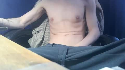 x_patri_x online show from 02.13.25