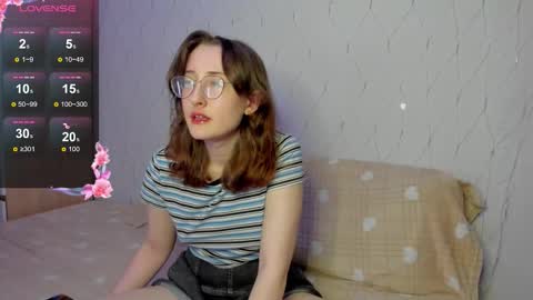 Snapshot of x_purr_agatha_x chatting on 12.01.25 Agatha online show from 12.01.25