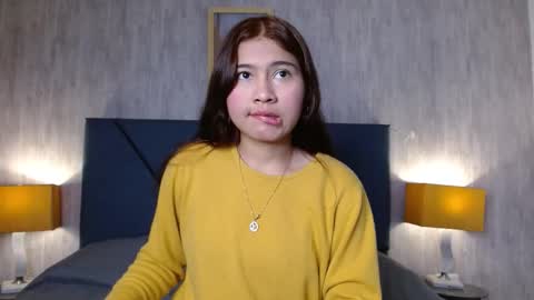 aurora  online show from 12.04.25