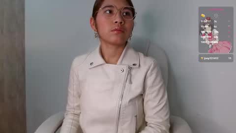 aurora  online show from 12.18.25