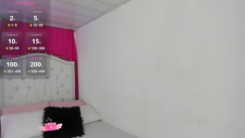 xaanderGrey online show from 11.14.25