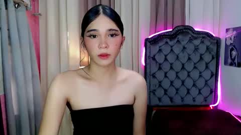 xairah_doux online show from 10.21.25